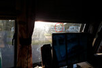 Marks on window1.jpg