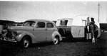 Caravan and car circa 1935.jpg Caravan and car circa 1935.jpg