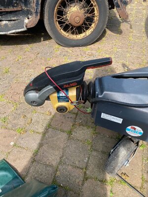 hitch lock 1.jpg hitch lock 1.jpg