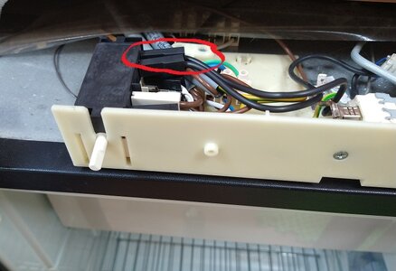 dometic 8500 control panel opened up marked up-001-s.jpg
