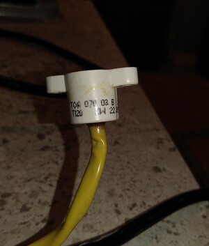 Truma Ultraheat 850W heater Thermostat-001-s.jpg