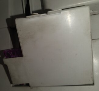 Thetford C402-c  cassette locker- fuse-reed switch plate-001-s.jpg