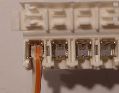 Wire-pressed into teeth of connector-001-s.jpg